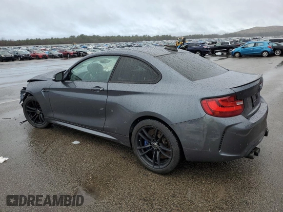 2016 BMW M2 z VIN WBS1H9C57GV785969, wystawiony jako Copart lot #81995033 z przebiegiem 53 184 mil mil oraz . Historia ofert i sprzedaży dostępna na DreamBid. Obrazek 2.