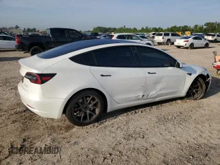 2021 Tesla Model 3 Long Range z VIN 5YJ3E1EB7MF044096, wystawiony jako Copart lot #56300355 z przebiegiem 87 677 mil mil oraz Szkoda całkowita • Salvage title. Historia ofert i sprzedaży dostępna na DreamBid. Obrazek 3.
