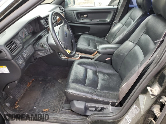 1998 Volvo V70 XC with VIN YV1LZ5642W2435930, listed as a Copart auction lot 52203545 with 254,226 mi miles and Salvage Title. Bid and sale history available at carsss.com. Image 7.