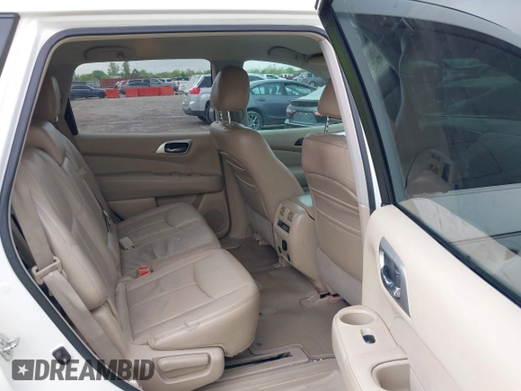 2013 Nissan Pathfinder SV with VIN 5N1AR2MNXDC664429, listed as a IAAI auction lot 41905926 with 206,027 mi miles. Bid and sale history available at carsss.com. Image 8.