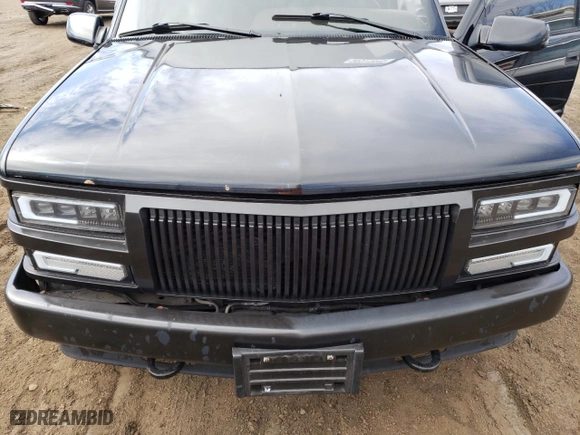 1996 Chevrolet Tahoe with VIN 3GNEK18R9TG158790, listed as a Copart auction lot 50576845 with 149,144 mi miles and Salvage Title. Bid and sale history available at carsss.com. Image 12.
