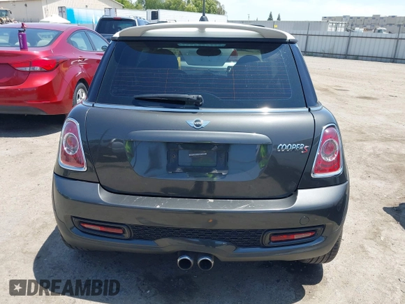 2013 MINI Hardtop S with VIN WMWSV3C52DT396453, listed as a IAAI auction lot 42583892 with 143,190 mi miles and . Bid and sale history available at DreamBid. Image 17.