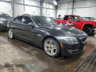 2012 BMW 5 Series 535i xDrive z VIN WBAFU7C56CDU59798, wystawiony jako Copart lot #84468134 z przebiegiem 181 664 mil mil oraz Szkoda całkowita • Salvage title. Historia ofert i sprzedaży dostępna na DreamBid. Obrazek 4.