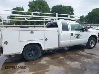 2016 Ford F-250 XL with VIN 1FD7X2A60GEA17446, listed as a IAAI auction lot 42373465 with 117,847 mi miles and . Bid and sale history available at DreamBid. Image 14.