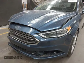 2018 Ford Fusion SE with VIN 3FA6P0HD6JR253375, listed as a IAAI auction lot 41945955 with 47,072 mi miles. Bid and sale history available at carsss.com. Image 6.