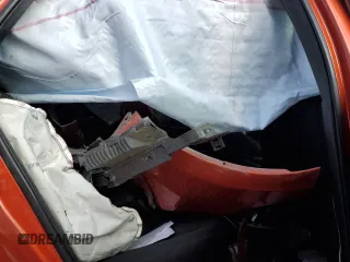 2022 Honda Civic Si z VIN 2HGFE1E51NH472797, wystawiony jako Copart lot #87705285 z przebiegiem Nie podano mil oraz Szkoda całkowita • Salvage title. Historia ofert i sprzedaży dostępna na DreamBid. Obrazek 10.