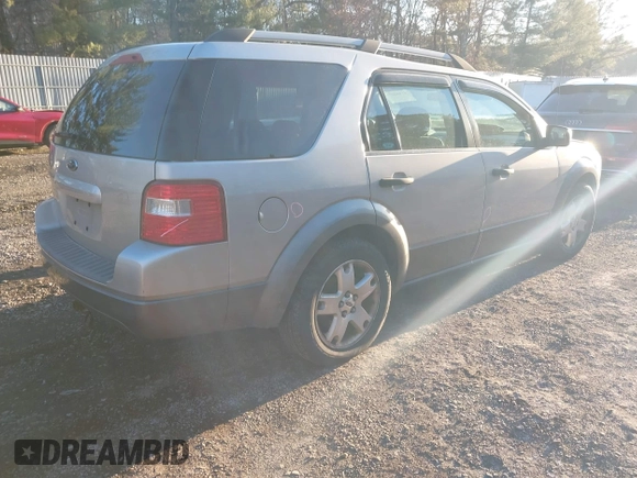 2006 Ford Freestyle SE with VIN 1FMDK011X6GA26796, listed as a IAAI auction lot 41442277 with 93,255 mi miles. Bid and sale history available at carsss.com. Image 4.