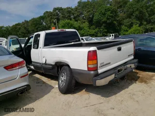 2001 Chevrolet Silverado 1500 LS with VIN 2GCEC19V111119845, listed as a Copart auction lot 58700484 with 0 mi miles and Non Repairable. Bid and sale history available at carsss.com. Image 2.