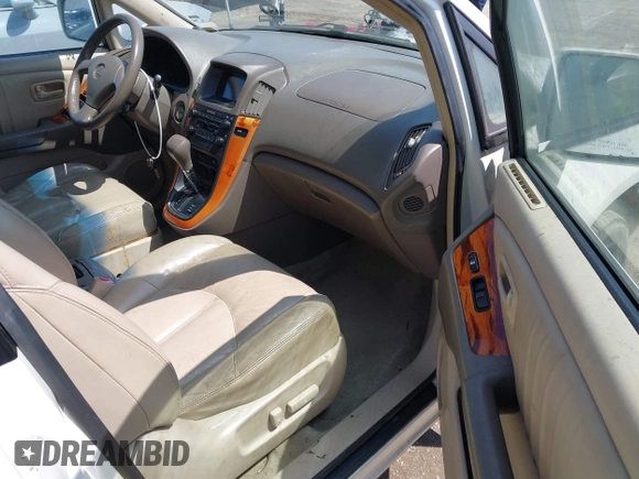 1999 Lexus RX 300 with VIN JT6GF10U2X0022492, listed as a IAAI auction lot 42170267 with 155,038 mi miles and . Bid and sale history available at DreamBid. Image 5.