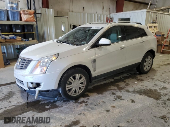 2015 Cadillac SRX Luxury Collection z VIN 3GYFNBE38FS618933, wystawiony jako Copart lot #45332835 z przebiegiem 64 819 mil mil oraz Szkody całkowita. Historia ofert i sprzedaży dostępna na DreamBid. Obrazek 1.