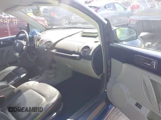 2005 Volkswagen Beetle GLS с VIN 3VWCM31Y15M316192, выставлен на аукционе IAAI как лот 42092912 с пробегом 122 212 миль миль и . История ставок и продаж доступна на DreamBid. Изображение 5.