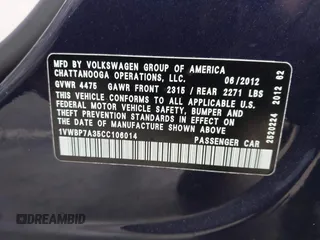 2012 Volkswagen Passat SE z VIN 1VWBP7A35CC106014, wystawiony jako IAAI lot #41150524 z przebiegiem 117 309 mil mil oraz . Historia ofert i sprzedaży dostępna na DreamBid. Obrazek 9.