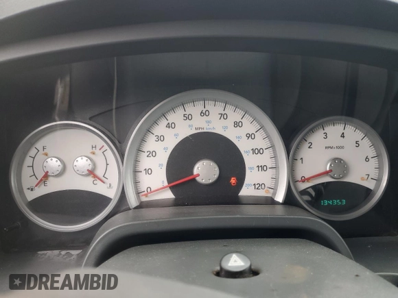 2005 Dodge Dakota SLT z VIN 1D7HW48N45S253901, wystawiony jako Copart lot #59167695 z przebiegiem 134 353 mil mil oraz Czysty tytuł • Clean title. Historia ofert i sprzedaży dostępna na DreamBid. Obrazek 9.