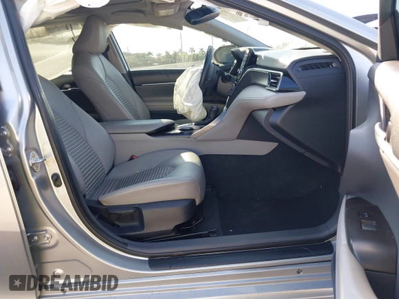 2022 Toyota Camry SE with VIN 4T1T11AK9NU686020, listed as a IAAI auction lot 41155558 with 46,746 mi miles and . Bid and sale history available at DreamBid. Image 5.
