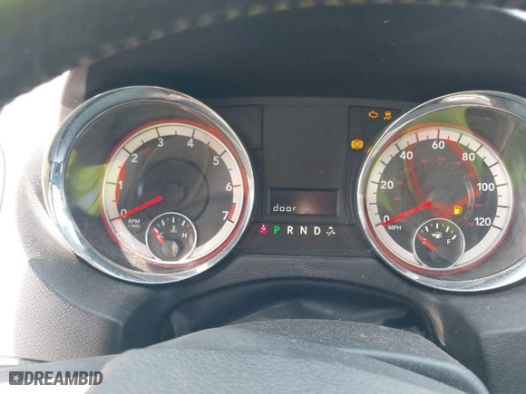 2014 Dodge Grand Caravan SE with VIN 2C4RDGBG9ER473567, listed as a IAAI auction lot 41800380 with 116,210 mi miles. Bid and sale history available at carsss.com. Image 7.