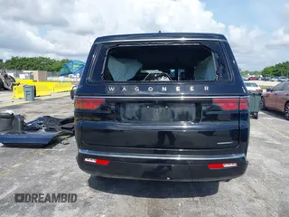 2024 Jeep Wagoneer Series II с VIN 1C4SJSBP2RS102168, выставлен на аукционе IAAI как лот 42511841 с пробегом 38 212 миль миль и . История ставок и продаж доступна на DreamBid. Изображение 17.