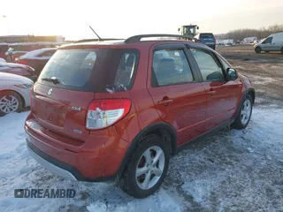 2009 Suzuki SX4 Man AWD with VIN JS2YB413996201005, listed as a IAAI auction lot 41368510 with 27,111 mi miles. Bid and sale history available at carsss.com. Image 4.