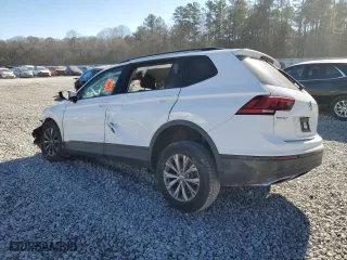 2018 Volkswagen Tiguan S with VIN 3VV1B7AX1JM109375, listed as a Copart auction lot 85322684 with 0 mi miles and Salvage Title. Bid and sale history available at carsss.com. Image 2.