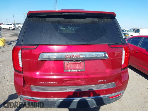 2021 GMC Yukon XL SLT with VIN 1GKS2GKD6MR144038, listed as a IAAI auction lot 41104213 with 98,318 mi miles. Bid and sale history available at carsss.com. Image 16.
