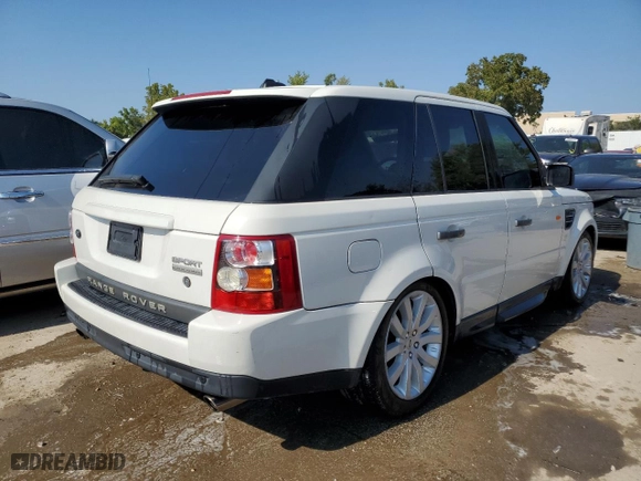 2007 Land Rover Range Rover Sport SC with VIN SALSH23497A110473, listed as a Copart auction lot 68479474 with 200,233 mi miles and Salvage Title. Bid and sale history available at carsss.com. Image 3.