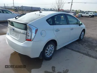 2012 Toyota Prius z VIN JTDKN3DP3C3012388, wystawiony jako IAAI lot #42436517 z przebiegiem 196 072 mil mil oraz . Historia ofert i sprzedaży dostępna na DreamBid. Obrazek 4.