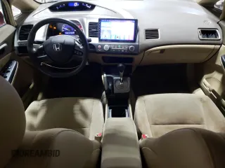 2008 Honda Civic LX z VIN 1HGFA16538L035336, wystawiony jako Copart lot #55792745 z przebiegiem 249 913 mil mil oraz Czysty tytuł • Clean title. Historia ofert i sprzedaży dostępna na DreamBid. Obrazek 8.