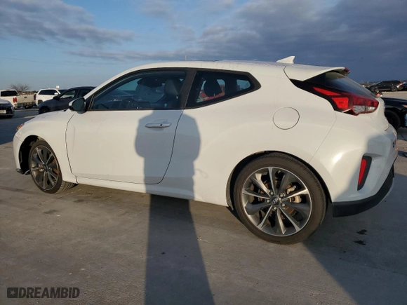 2019 Hyundai Veloster 2.0 with VIN KMHTG6AF6KU010652, listed as a Copart auction lot 86718334 with 62,716 mi miles and Salvage Title. Bid and sale history available at carsss.com. Image 2.