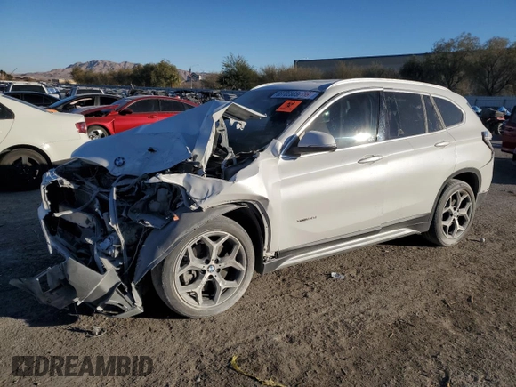 2018 BMW X1 xDrive28i with VIN WBXHT3C36J5K21286, listed as a Copart auction lot 88702365 with 0 mi miles and Salvage Title. Bid and sale history available at carsss.com. Image 1.
