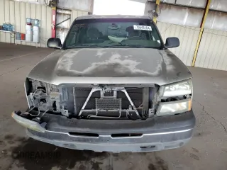 2003 Chevrolet Silverado 1500 with VIN 2GCEK19T731176670, listed as a Copart auction lot 79548164 with 228,014 mi miles and Salvage Title. Bid and sale history available at carsss.com. Image 5.