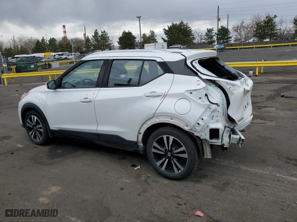 2018 Nissan Kicks SV with VIN 3N1CP5CU1JL534278, listed as a Copart auction lot 48813015 with 58,267 mi miles and Salvage Title. Bid and sale history available at carsss.com. Image 2.