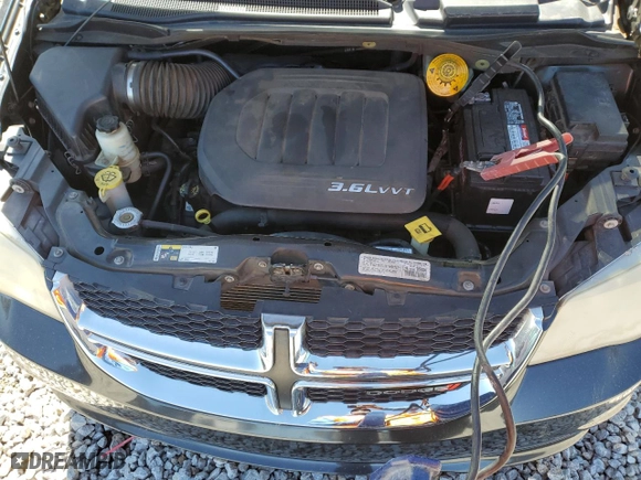 2014 Dodge Grand Caravan SE with VIN 2C4RDGBG1ER340401, listed as a Copart auction lot 48037895 with 137,735 mi miles and Salvage Title. Bid and sale history available at carsss.com. Image 14.