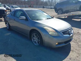 2008 Nissan Altima 3.5 SE with VIN 1N4BL24E88C148687, listed as a IAAI auction lot 41835629 with 217,842 mi miles. Bid and sale history available at carsss.com. Image 1.