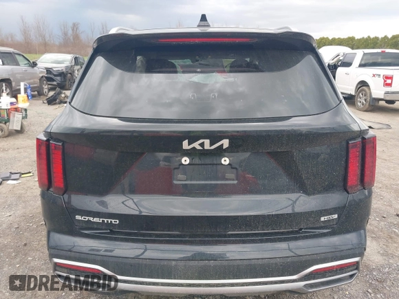2023 Kia Sorento EX z VIN KNDRHDLG6P5202127, wystawiony jako IAAI lot #42064722 z przebiegiem 28 420 mil mil oraz . Historia ofert i sprzedaży dostępna na DreamBid. Obrazek 16.