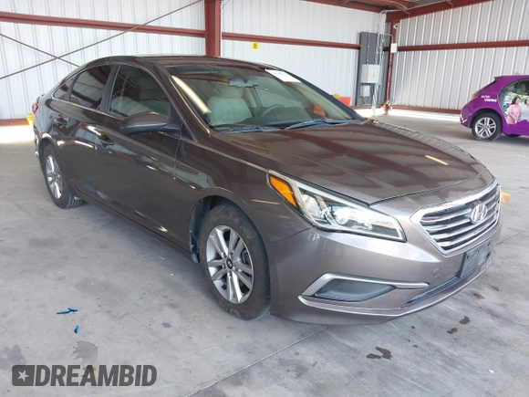 2016 Hyundai Sonata SE z VIN 5NPE24AF3GH372746, wystawiony jako IAAI lot #42343113 z przebiegiem 146 919 mil mil oraz . Historia ofert i sprzedaży dostępna na DreamBid. Obrazek 1.