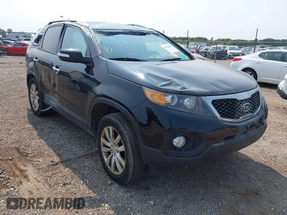 2011 Kia Sorento EX with VIN 5XYKU3A11BG176980, listed as a IAAI auction lot 40322036 with 234,448 mi miles. Bid and sale history available at carsss.com. Image 1.