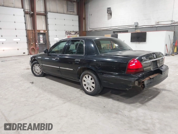 2008 Mercury Grand Marquis LS z VIN 2MEFM75V18X617284, wystawiony jako IAAI lot #41948364 z przebiegiem 106 294 mil mil oraz . Historia ofert i sprzedaży dostępna na DreamBid. Obrazek 3.
