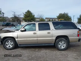 2005 Chevrolet Suburban LT with VIN 3GNFK16Z95G159688, listed as a IAAI auction lot 41492030 with 233,009 mi miles and . Bid and sale history available at DreamBid. Image 12.