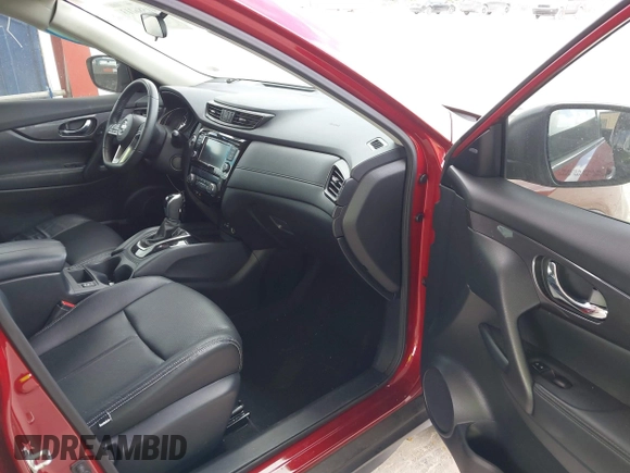 2020 Nissan Rogue SL with VIN 5N1AT2MTXLC787226, listed as a IAAI auction lot 41586213 with 33,281 mi miles. Bid and sale history available at carsss.com. Image 5.