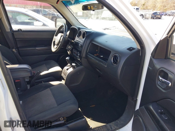 2011 Jeep Patriot Sport with VIN 1J4NT1GA4BD271442, listed as a IAAI auction lot 41639789 with 217,236 mi miles and . Bid and sale history available at carsss.com. Image 5.