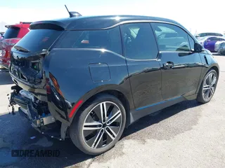 2017 BMW i3 z VIN WBY1Z8C30HV893766, wystawiony jako IAAI lot #42183288 z przebiegiem 60 514 mil mil oraz . Historia ofert i sprzedaży dostępna na DreamBid. Obrazek 4.