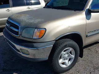 2002 Toyota Tundra SR5 with VIN 5TBRN34172S324326, listed as a IAAI auction lot 41683384 with 187,489 mi miles. Bid and sale history available at carsss.com. Image 6.