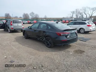 2025 Honda Civic Si with VIN 2HGFE1E57SH472251, listed as a IAAI auction lot 41776803 with 5,608 mi miles and . Bid and sale history available at DreamBid. Image 3.