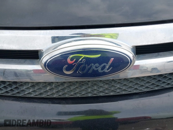 2008 Ford Focus S with VIN 1FAHP34N28W241692, listed as a IAAI auction lot 41931511 with 110,355 mi miles. Bid and sale history available at carsss.com. Image 6.