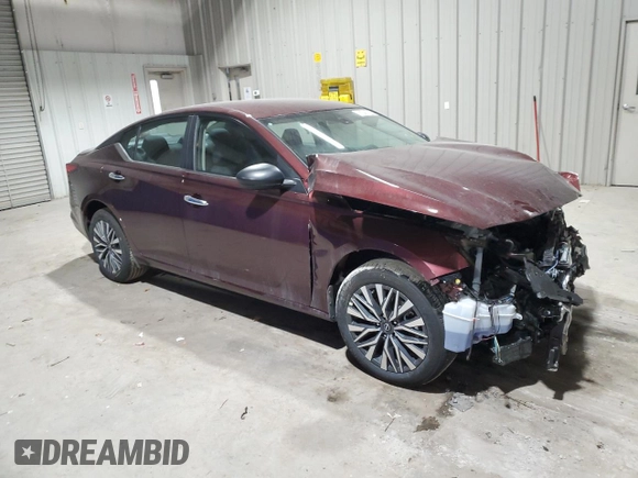 2025 Nissan Altima SV with VIN 1N4BL4DW6SN330582, listed as a Copart auction lot 44398095 with 1,982 mi miles and Non Repairable. Bid and sale history available at DreamBid. Image 4.