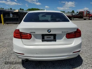 2015 BMW 3 Series 320i xDrive с VIN WBA3C3G55FNS76450, выставлен на аукционе Copart как лот 57479495 с пробегом 136 072 миль миль и Списание • Salvage title. История ставок и продаж доступна на DreamBid. Изображение 6.