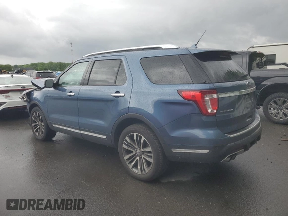 2018 Ford Explorer Platinum z VIN 1FM5K8HT9JGA66466, wystawiony jako Copart lot #56794895 z przebiegiem 84 733 mil mil oraz Szkoda całkowita • Salvage title. Historia ofert i sprzedaży dostępna na DreamBid. Obrazek 2.
