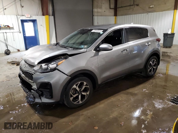 2020 Kia Sportage LX with VIN KNDPM3AC3L7788264, listed as a Copart auction lot 83949654 with 29,500 mi miles and Salvage Title. Bid and sale history available at carsss.com. Image 1.