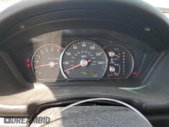 2011 Mitsubishi Endeavor LS with VIN 4A4JN2AS2BE025871, listed as a Copart auction lot 60868064 with 196,440 mi miles and Salvage Title. Bid and sale history available at carsss.com. Image 9.