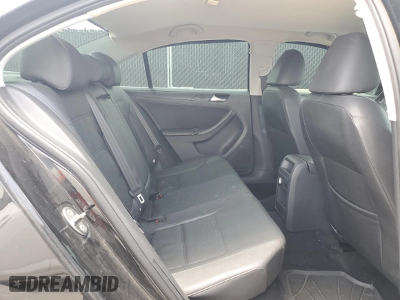 2012 Volkswagen Jetta SE with VIN 3VWDP7AJ7CM105890, listed as a Copart auction lot 60223875 with 167,729 mi miles and Clean title. Bid and sale history available at DreamBid. Image 10.