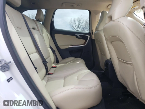 2017 Volvo XC60 Inscription z VIN YV449MRU6H2024840, wystawiony jako Copart lot #51750935 z przebiegiem 99 908 mil mil oraz Szkoda całkowita • Salvage title. Historia ofert i sprzedaży dostępna na DreamBid. Obrazek 11.